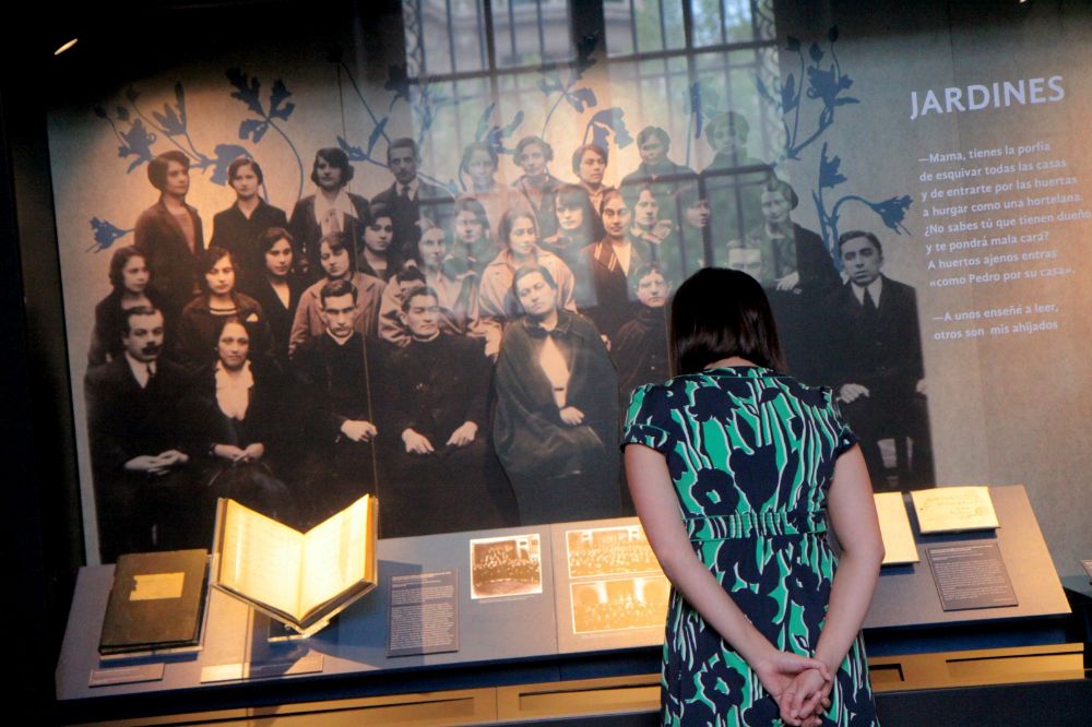 El vínculo de la U. de Chile con Gabriela Mistral posee múltiples hitos, entre ellos, la denominación de su espacio museal de Casa Central con el nombre de la Premio Nobel.